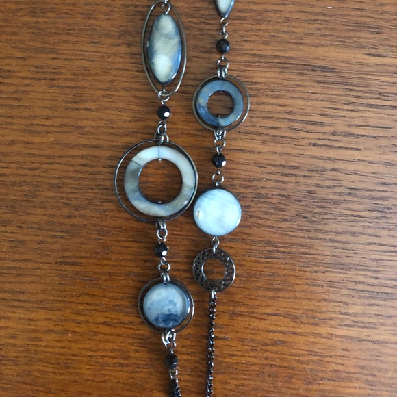 🎉HP🎉🆕 ✨Lia Sophia Necklace✨ - Picture 1 of 6